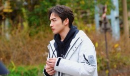 张彬彬最新娱乐爆料视频,揭秘明星幕后故事