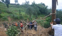 爆料四川山洪案件最新消息,遇难人数上升，救援行动持续进行